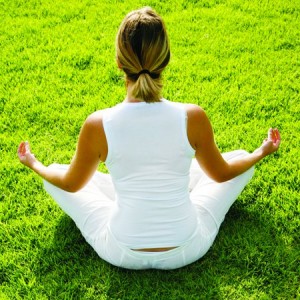 artificial-grass-yoga-sanctuary-e1466464733339