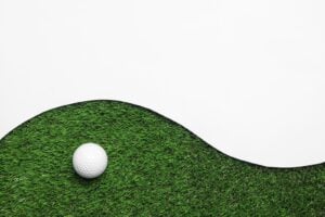 backyard-golf-course-putting-greens