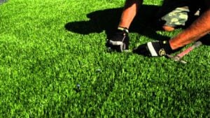 DIY-installation-of-the-best-putting-greens-Artificial-turf-express