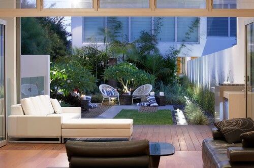 Decking & Turf: Perfect Outdoor Combo Ideas